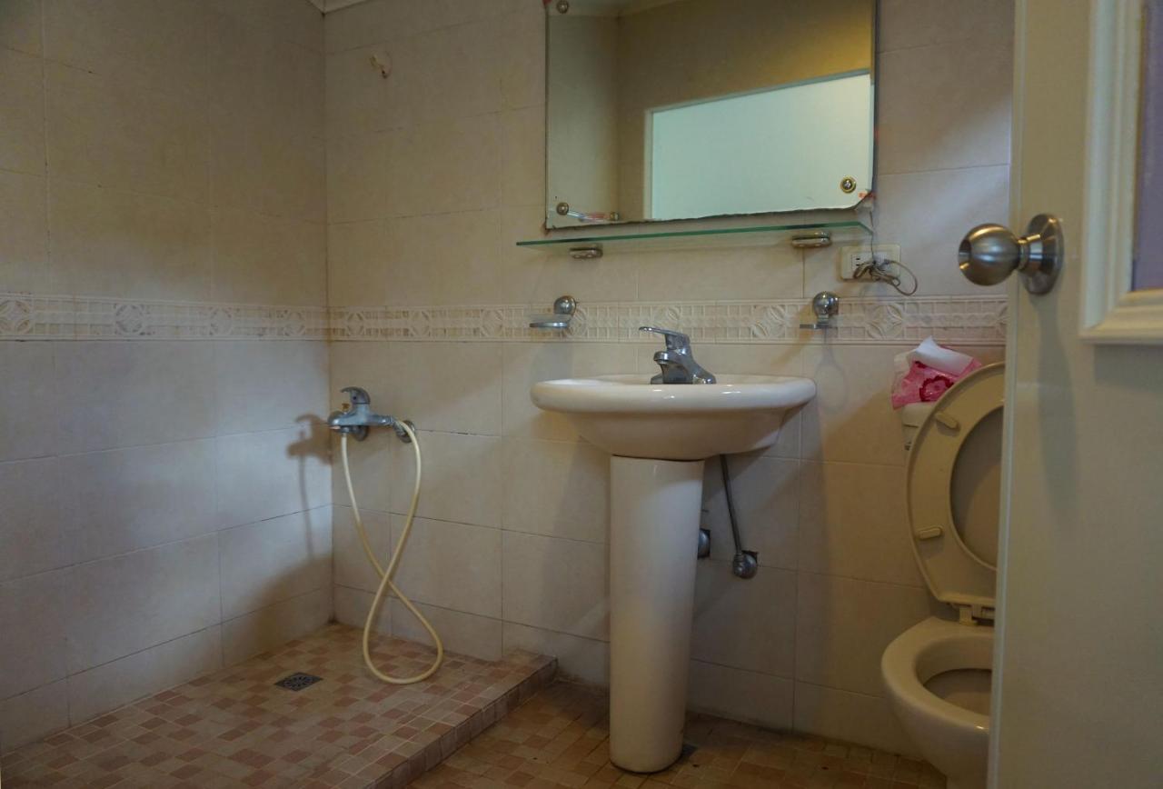 Hua Bin Hotel Yilan 外观 照片